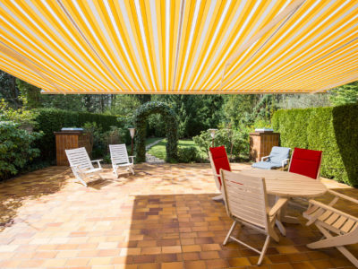 HEJ-Apartments-Bayreuth - Blick aus Wohnung auf Terrasse